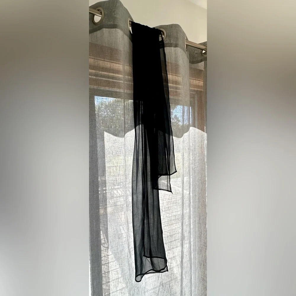 Navy blue silky scarf/wrap - Picture 4 of 4